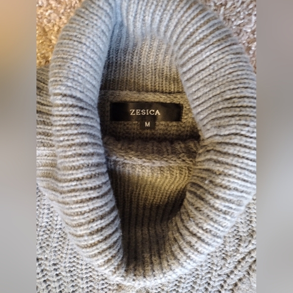 Zesica Turtleneck Chunky Cozy Gray Cable Knit Pullover Sweater Medium - Picture 4 of 11
